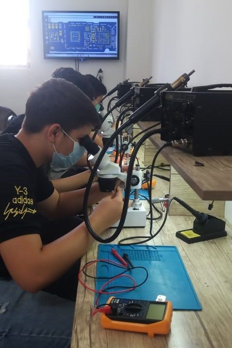 آموزشگاه تعمیرات موبایل در تهران