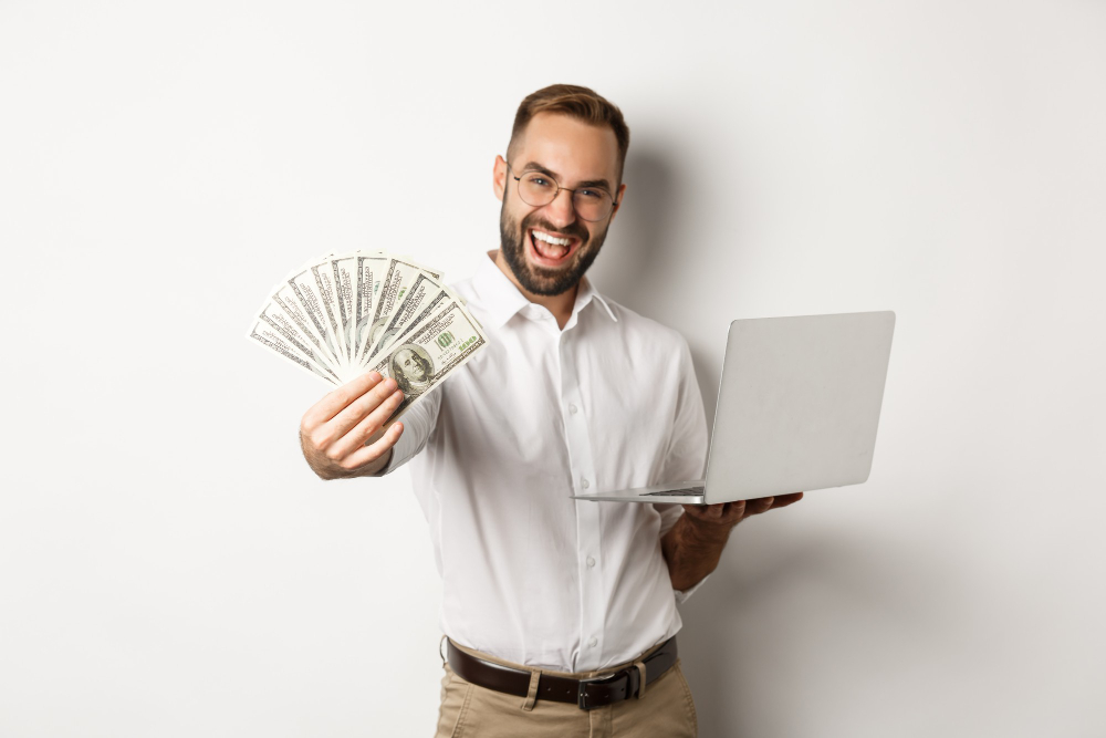 چگونه از دنیای دیجیتال درآمدزایی کنیم؟ معرفی روشهای موثر 1 کسب درآمد آنلاین و اینترنتی