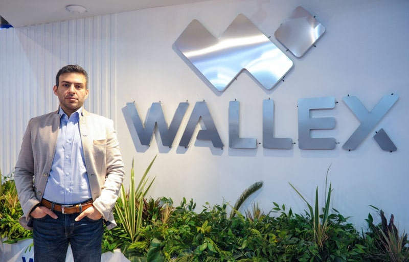 مدیر صرافی والکس