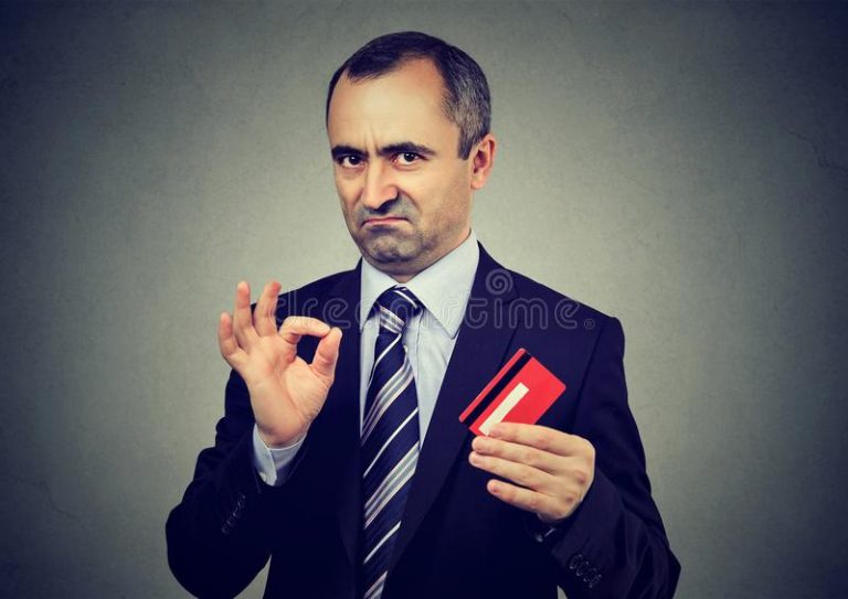 آشنایی با ویژگی های وکیل متخصص ورشکستگی