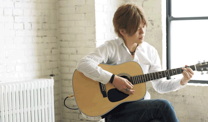 قطع فیدبک با قراردادن دست بر روی سیمهای گیتار