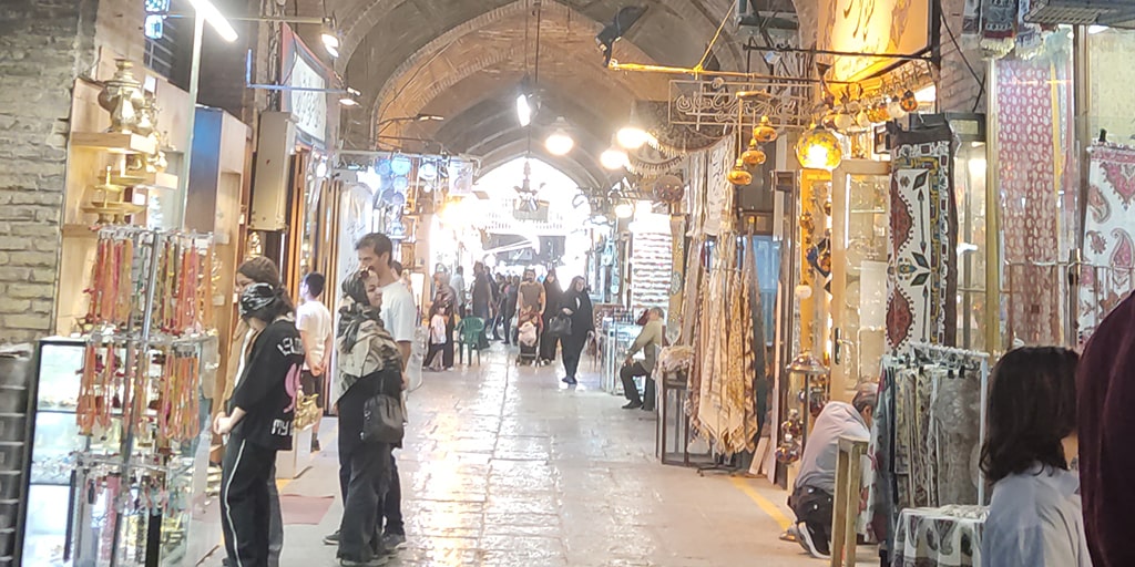 با پاراکس نت، کسب‌وکار خود را در اصفهان به اوج برسانید: طراحی سایت حرفه‌ای در اصفهان