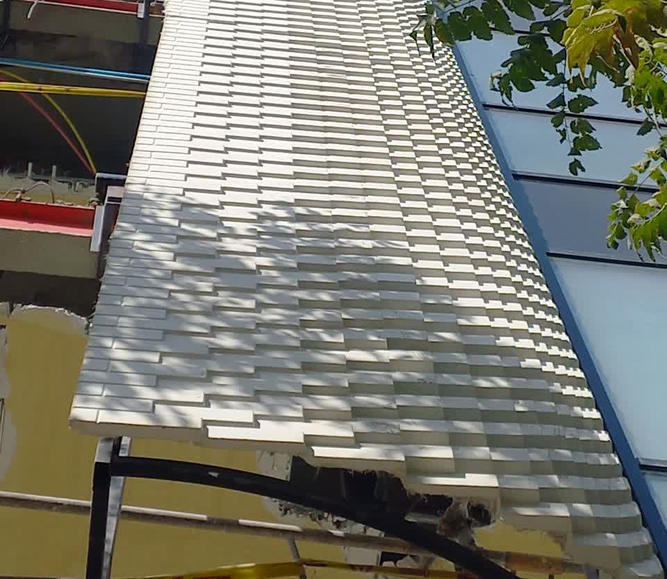 چطور معماری شهرهای آینده با GFRC متحول می‌شود؟ از ساختمان‌های تنفسی تا نمای زنده