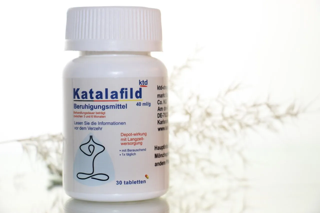 نمونه مکمل گیاهی کاتالافیلد