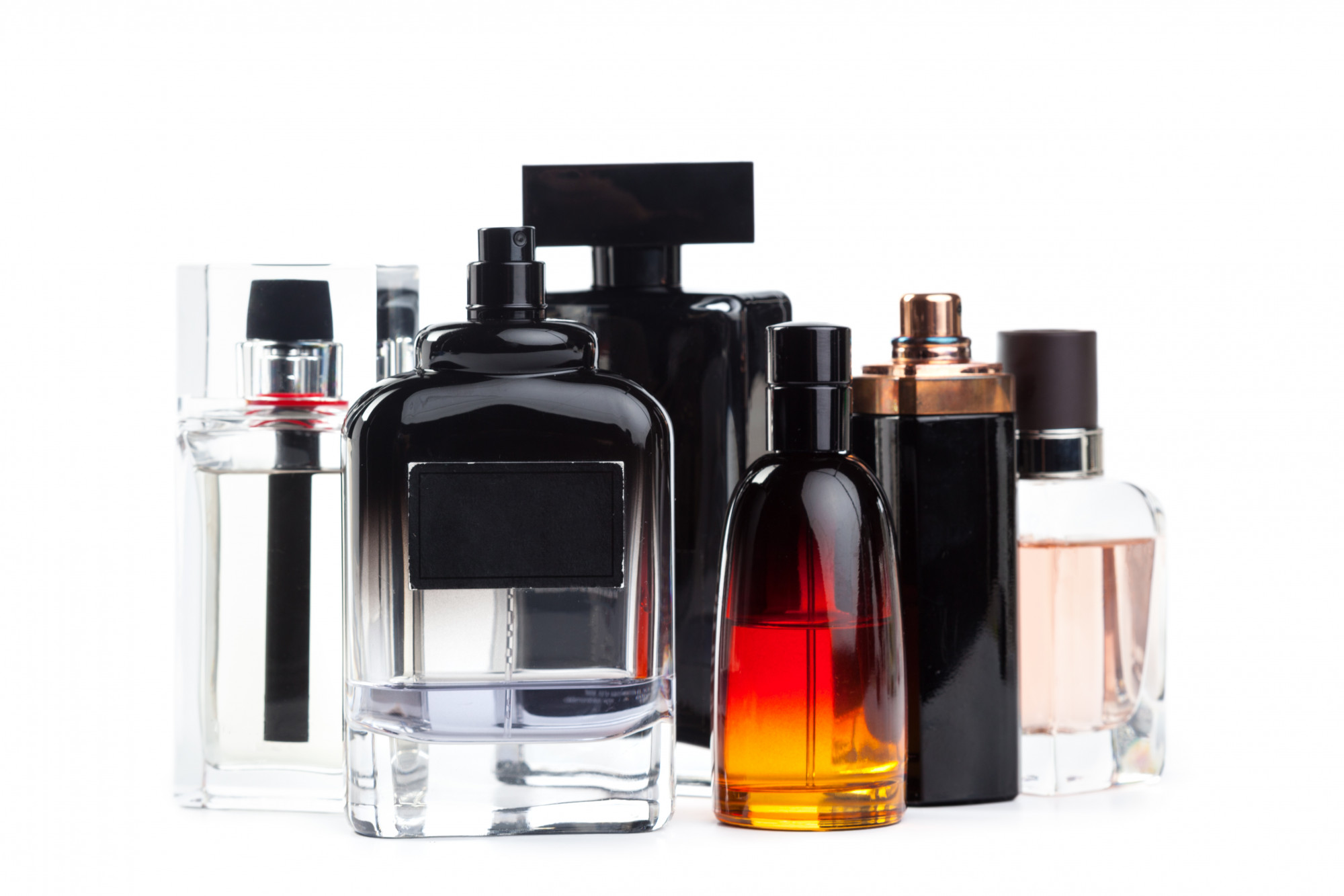 راهنمای خرید عطر اصل برای خانم‌ها؛ از کجا عطر اورجینال تهیه کنیم؟