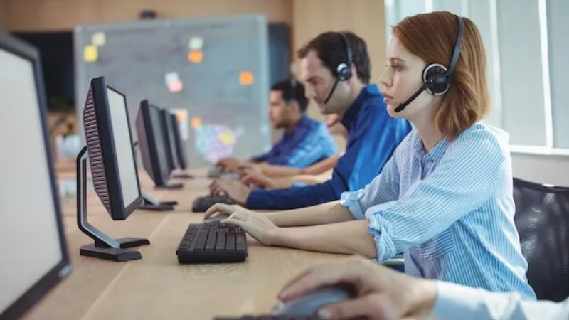 خدمات پشتیبانی سایت