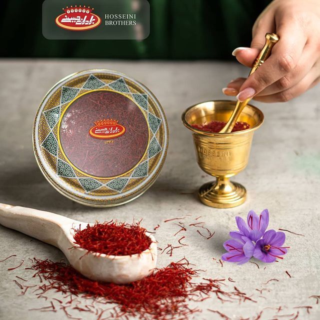 خرید زعفران برادران حسینی در بسته بندی های جدید