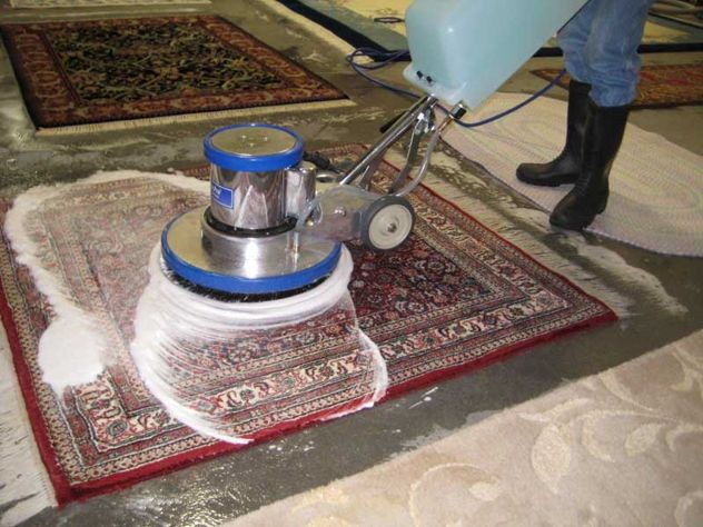 مراحل شستشوی فرش دست بافت در قالیشویی