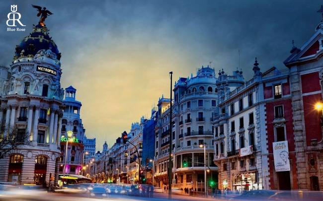 سفر به اسپانیا و بازدید از شهرهای بزرگ بارسلون و مادرید