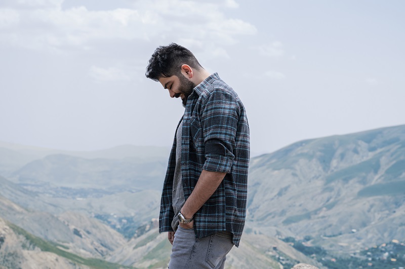 بیوگرافی احسان آرمان