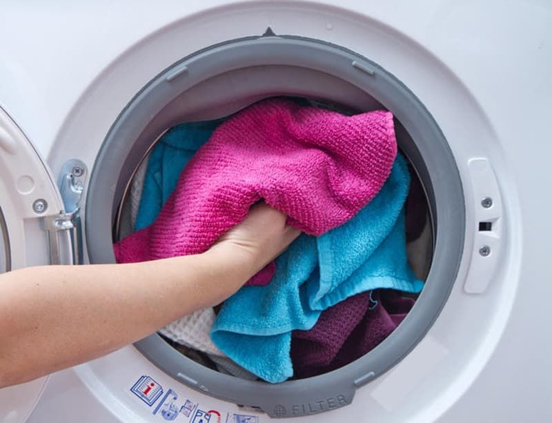چرا ماشین لباسشویی درست و کامل آبکشی نمی کند؟
