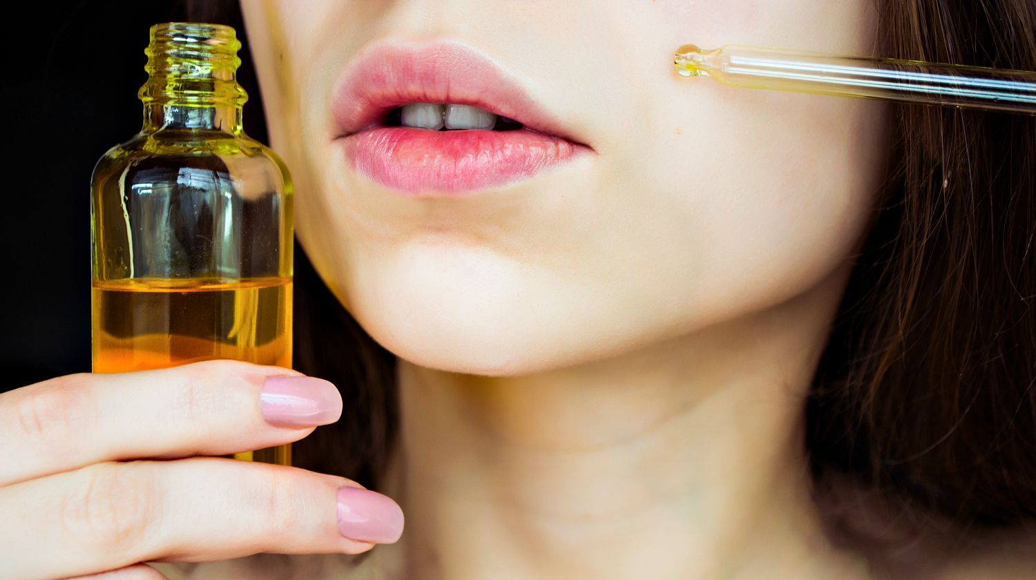 نحوه استفاده از سرم هیالورونیک اسید