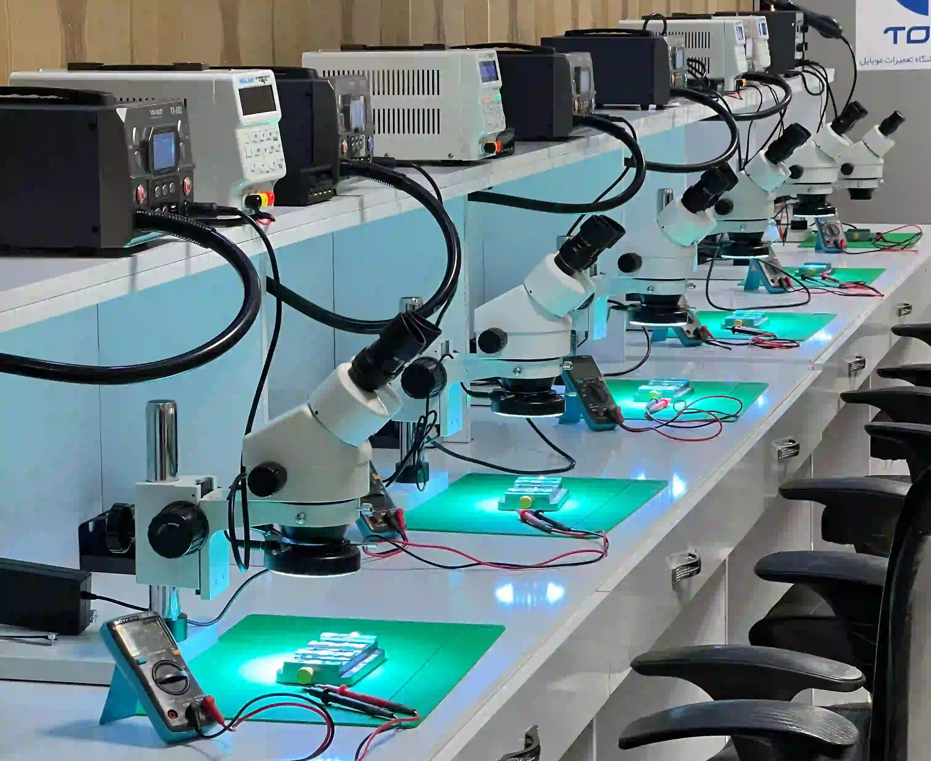 آموزشگاه تعمیرات موبایل توبیکس