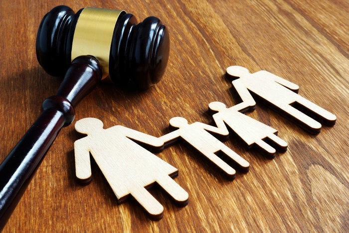 وکیل خانواده کیست و چه ویژگی‌هایی دارد؟