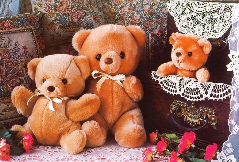 خرید انواع عروسک پولیشی