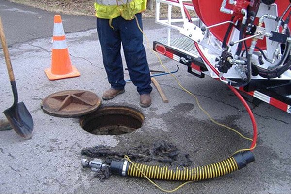 تخلیه چاه تهران