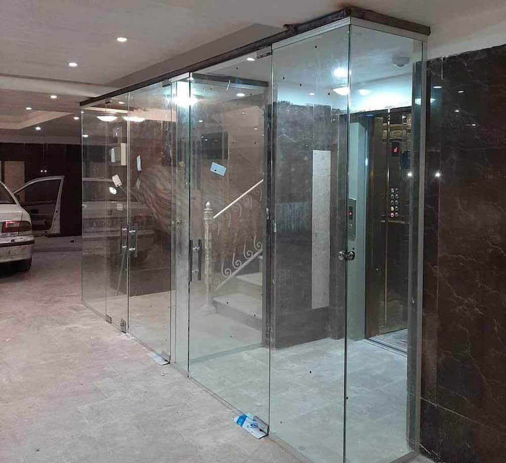 دودبند شیشه ای مانعی در برابر آتش و دود
