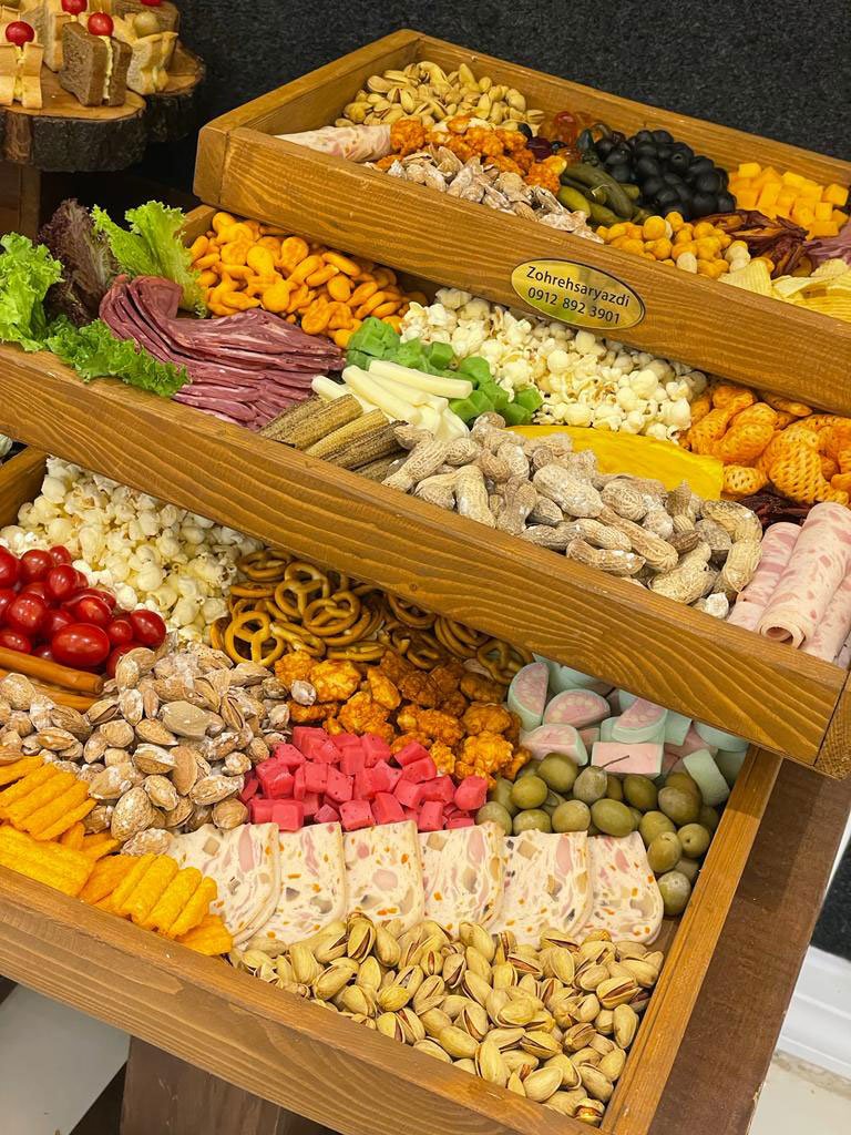 چیدین میز مزه مهمانی