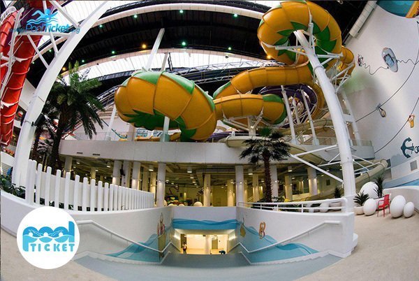 سرسره‌های هیجان پارک آبی اوپارک تهران