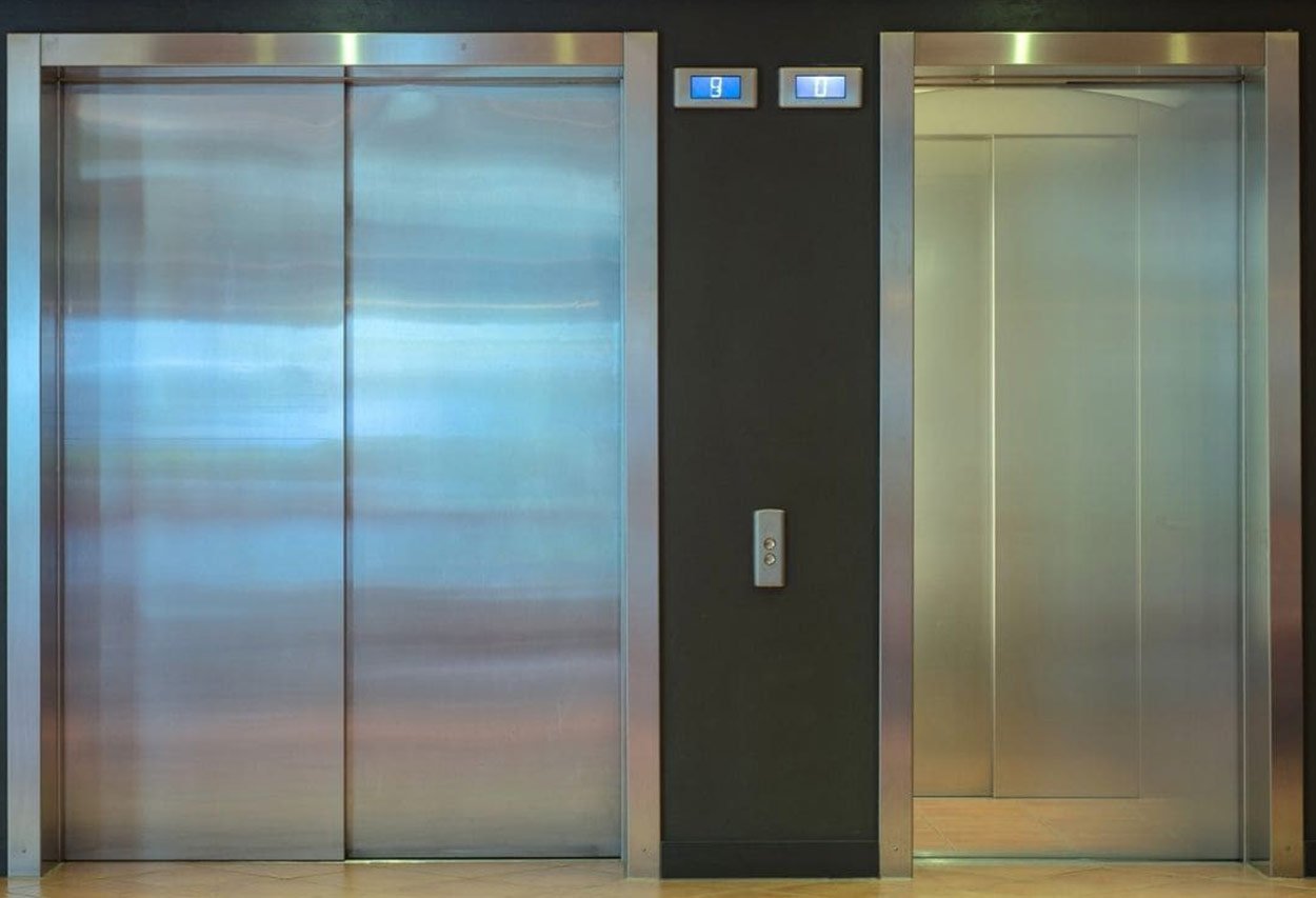 قیمت آسانسور 6 نفره برای 4 طبقه