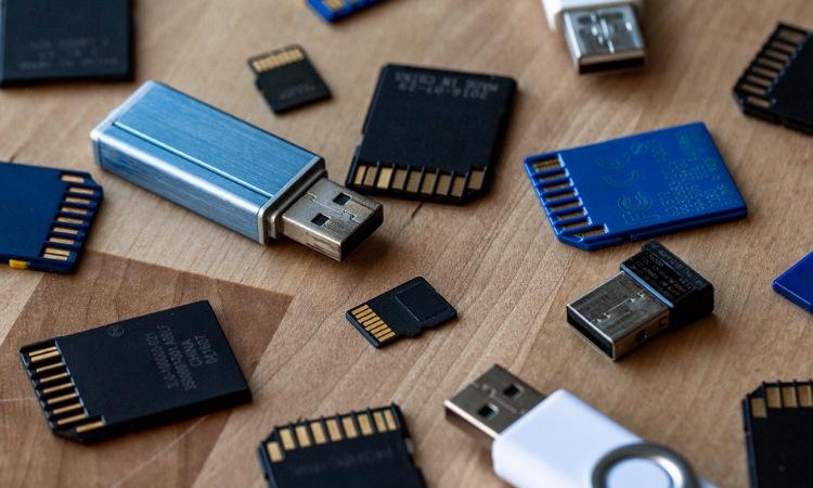 راهنمای خرید فلش مموری USB3 2 images 1693644177 64f2f591d796e