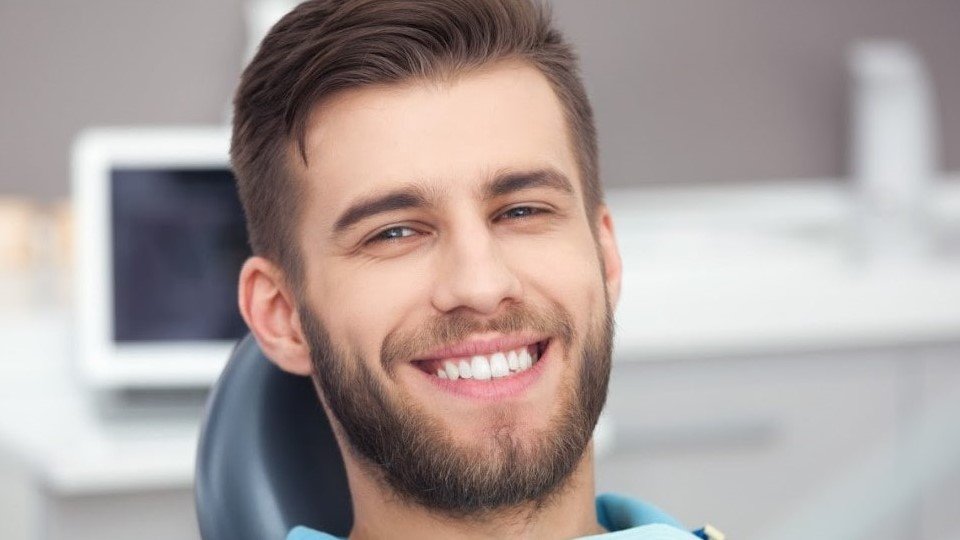 عوامل موثر بر قیمت کامپوزیت دندان
