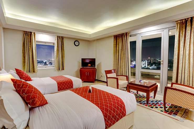 همه چیزهایی که باید درباره هتل هما شیراز بدانید!