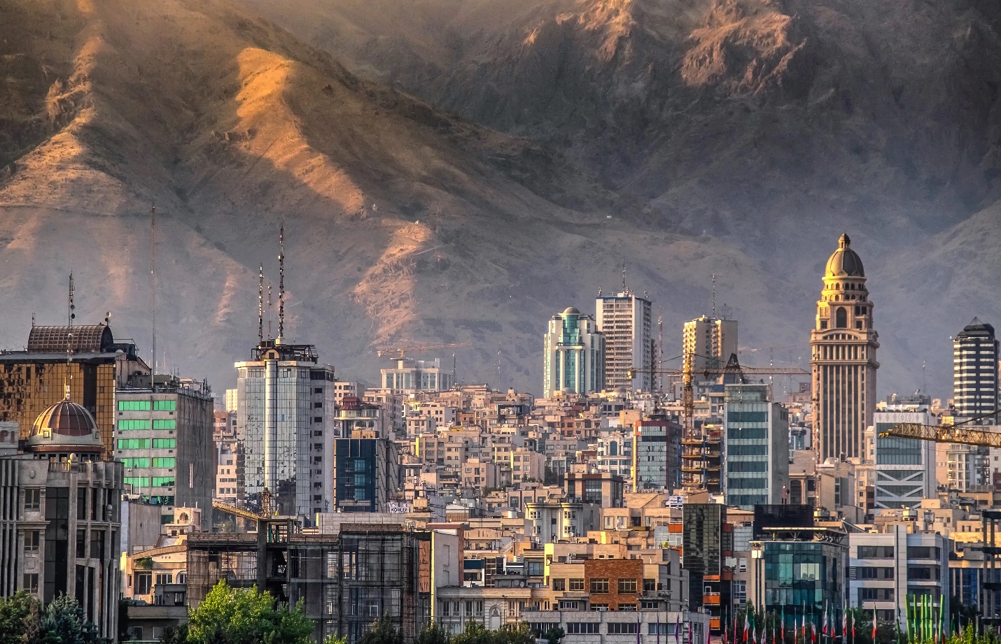 راهنمای کامل سفر هوایی به تهران