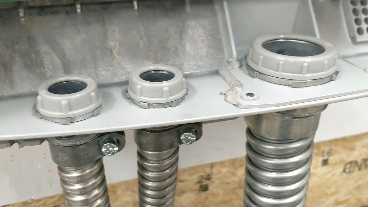 نحوه اتصال لوله فولادی برق به جعبه تقسیم