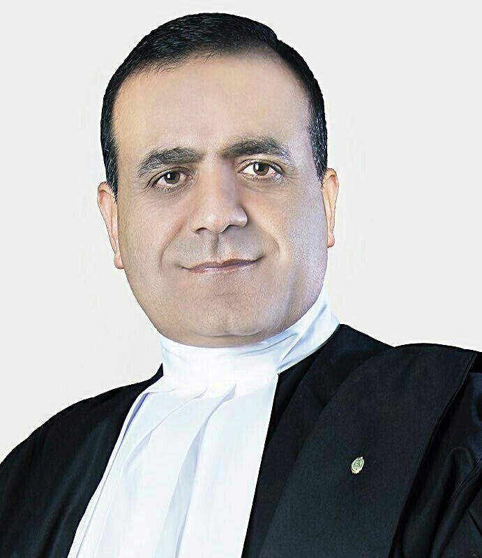 معرفی وکیل حقوقی در مشهد