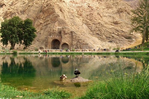 پارک جنگلی طاق بستان کرمانشاه