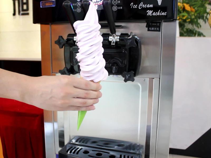 خرید بهترین مارک دستگاه بستنی ساز صنعتی