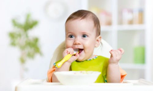  مواد غذایی مورد نیاز نوزاد