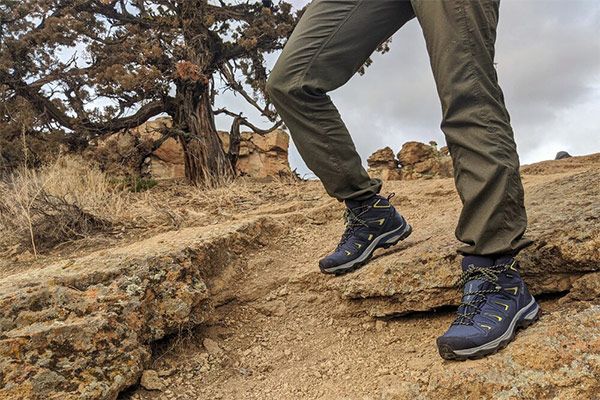 کفش کوهنوردی اصل از بولگانو بخر