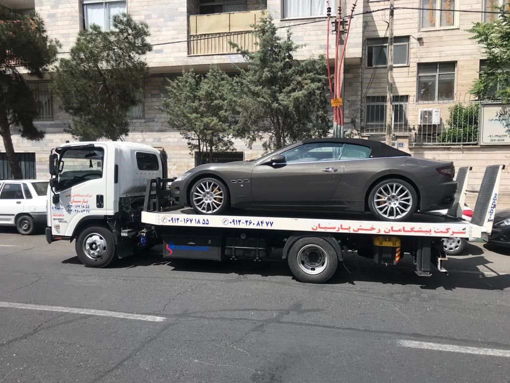 حمل خودرو های میلیاردی بازیکنان پرسپولیس در خودروبر تهران